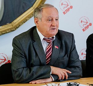 Владимир Новиков: «Надо давать дорогу молодым»