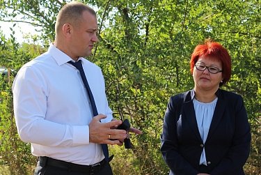 Сергей Салмин побывал с рабочей поездкой в поселке Красногвардеец Бузулукского района