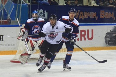 В Орске стартовал хоккейный турнир «Кубок губернатора Оренбургской области»