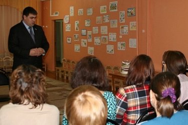 Дамир Фахрутдинов встретился с коллективами детских садов