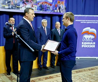 Первенство ПФО по спортивной борьбе стартовало в Оренбурге