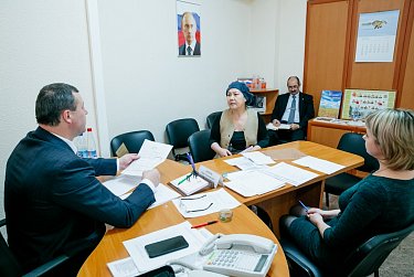 На приеме у Олега Димова