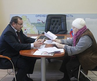 Александр Спиридонов провел прием граждан