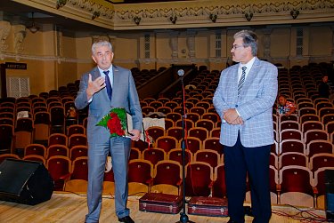 Сергей Грачев поздравил с юбилеем руководителя Оренбургского русского народного хора