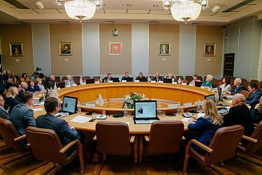 К 25-летию Конституции РФ