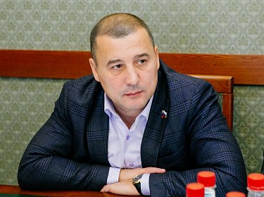 На приеме у депутата Василия Тишина