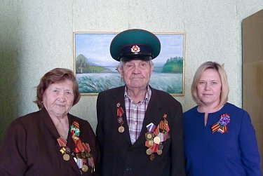 Депутаты фракции ЛДПР поздравили ветеранов