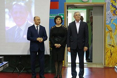 Турнир по настольному теннису памяти Анатолия Николаева собрал учеников и последователей знаменитого тренера