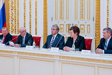 Молодые ученые получили награды