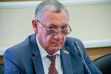 Олег Ванчинов провел прием граждан общественной приемной