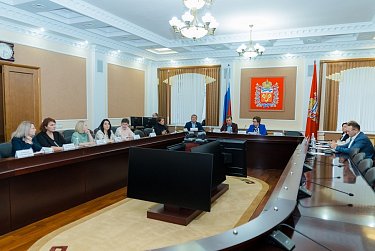 Работодателям возместят затраты на создание рабочих мест для инвалидов и ветеранов СВО