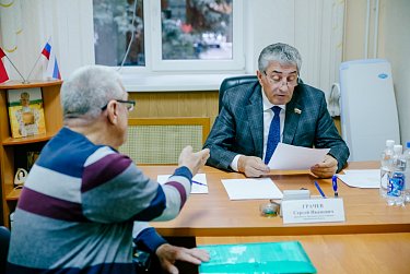Сергей Грачев: «Принцип работы депутатов – прислушиваться к мнению людей»