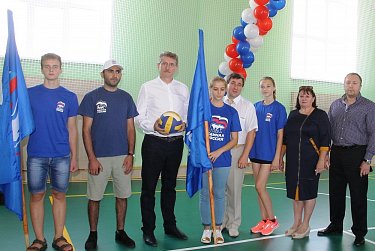 Андрей Аникеев и Андрей Рейзлер побывали на спортивном празднике в Александровском районе