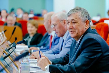 Надыр Ибрагимов награжден Орденом Дружбы