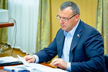 Обсуждены региональные законопроекты