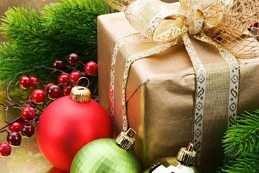 Новогодние подарки от депутатов