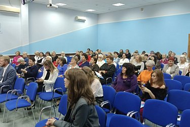 Депутаты поздравили учителей