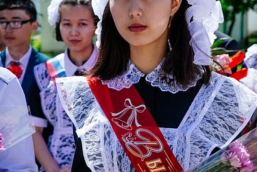 Последний звонок для димитровских школьников