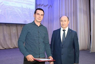 Виктор Купчик посетил Тюльган