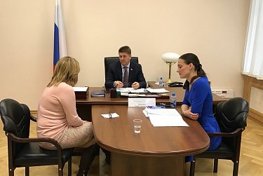 Сенатор Андрей Шевченко провел прием граждан