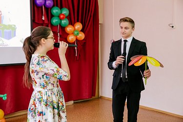 Школа-интернат собирает друзей