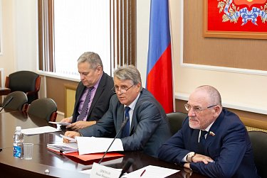 Комитет по АПК рассмотрел финансовые вопросы