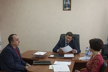 Вопросы трудоустройства – на депутатском контроле