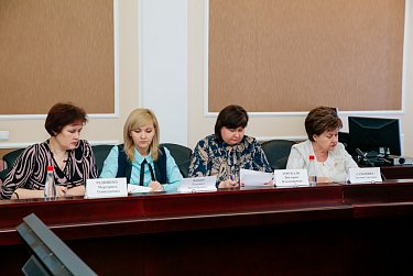 Законы социального характера