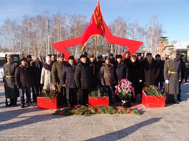 В Абдулино после реконструкции открыли Аллею памяти