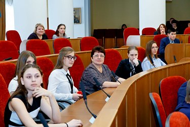 Экскурсии в Законодательном Собрании: история и современность