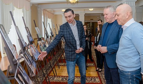 За молодыми – будущее региона, страны