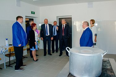 Сергей Грачев: «Для органов власти всех уровней – все школы центральные»