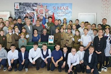 Память о героях начинается со школьной парты
