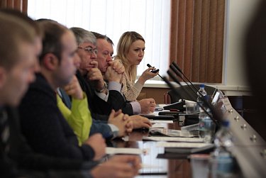 Обсуждены вопросы молодежного предпринимательства 