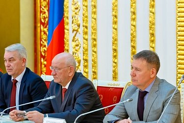 Награды к 100-летию комиссий по делам несовершеннолетних