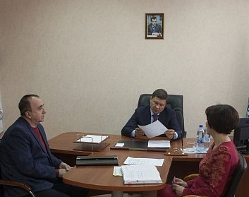Владимир Кияев провел прием граждан по личным вопросам