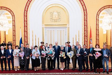 За значительный вклад в содействие СВО