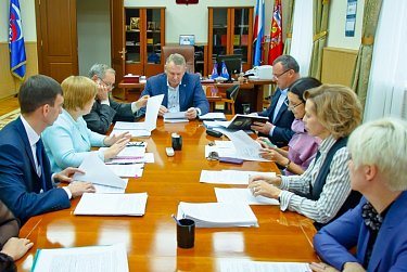 Обсуждены региональные законопроекты