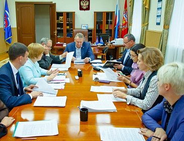 Обсуждены региональные законопроекты