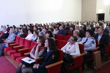 Служба дни и ночи