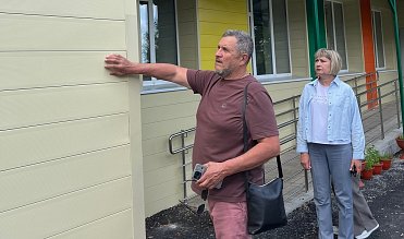 Юрий Цымбалюк проверил ход работ на социально значимых объектах Новосергиевки