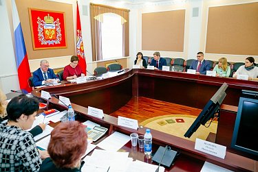 Многодетным семьям, детям войны и труженикам тыла компенсируют плату за вывоз мусора