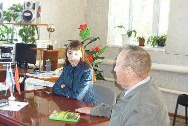 Депутаты провели приемы граждан