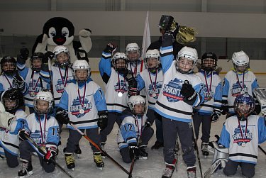 Евгений Маслов: «Турнир для юных хоккеистов – возможность померяться силами, площадка для общения, обмена мастерством»
