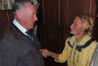 Олег Ванчинов: «Во все времена в обществе с особым почтением относились к старшему поколению»