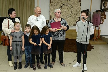 Сергей Романенко побывал на выставке самодеятельного художника