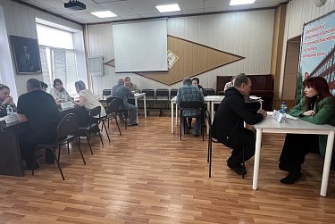Парламентарий проконсультировал ветеранов СВО