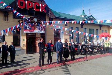 На ретро-поезде – с ветеранами