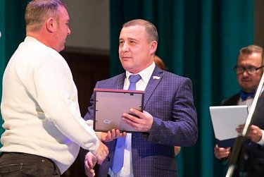 Депутаты чествовали работников «Орскавтотранса» 