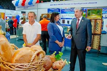 «Меновой двор» открылся в Оренбуржье